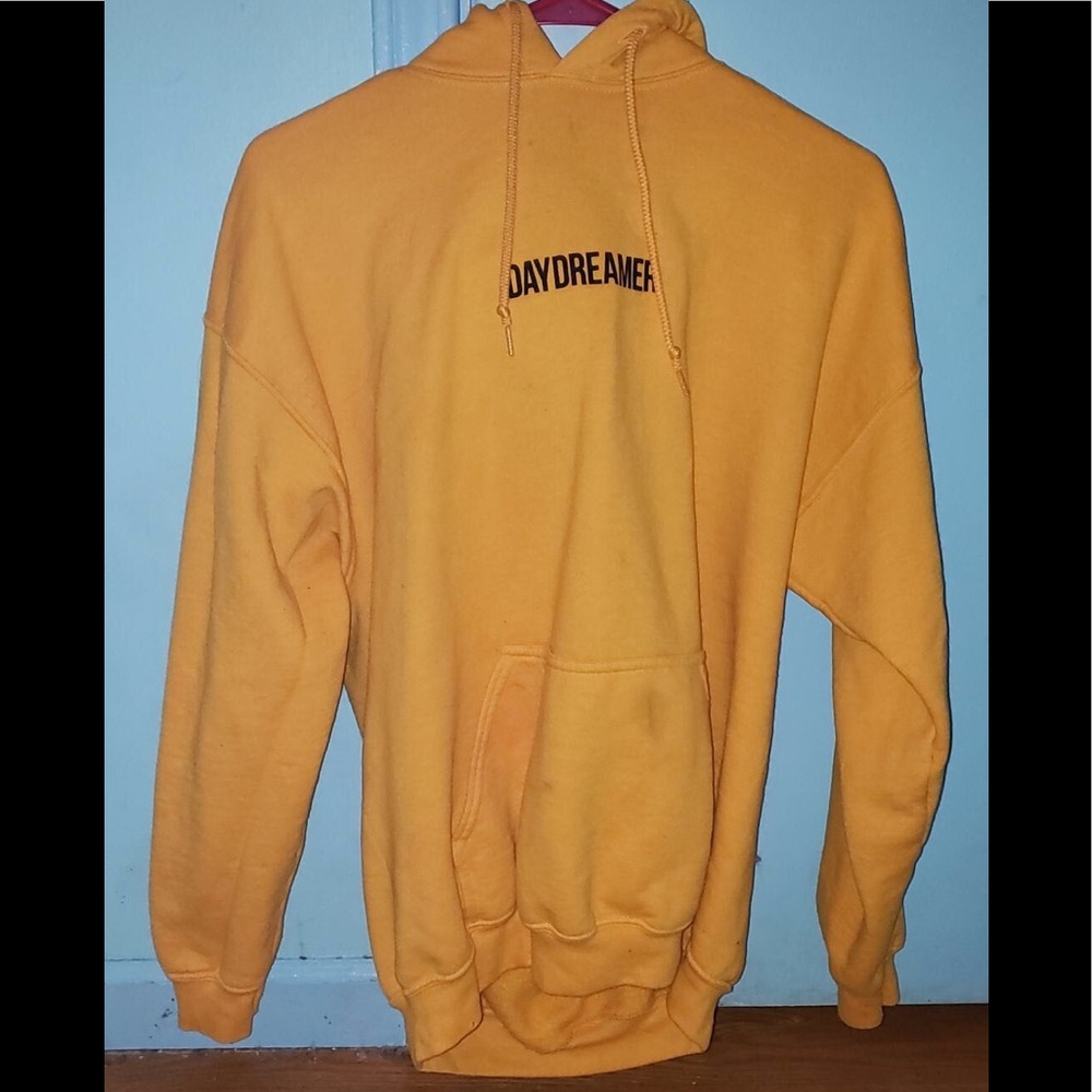 Yellow sweatshirt
